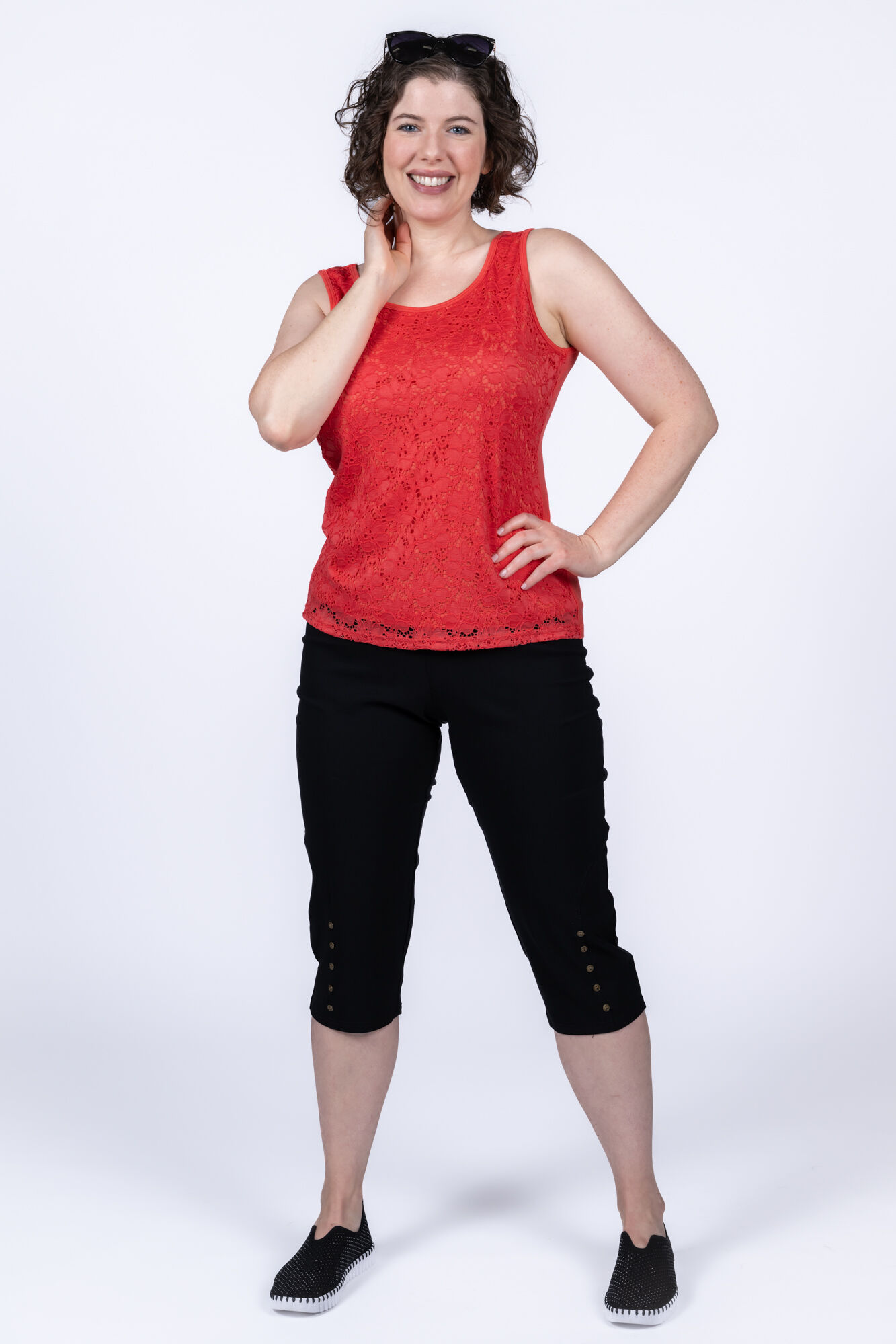 Pull-On Button Capri Image 1